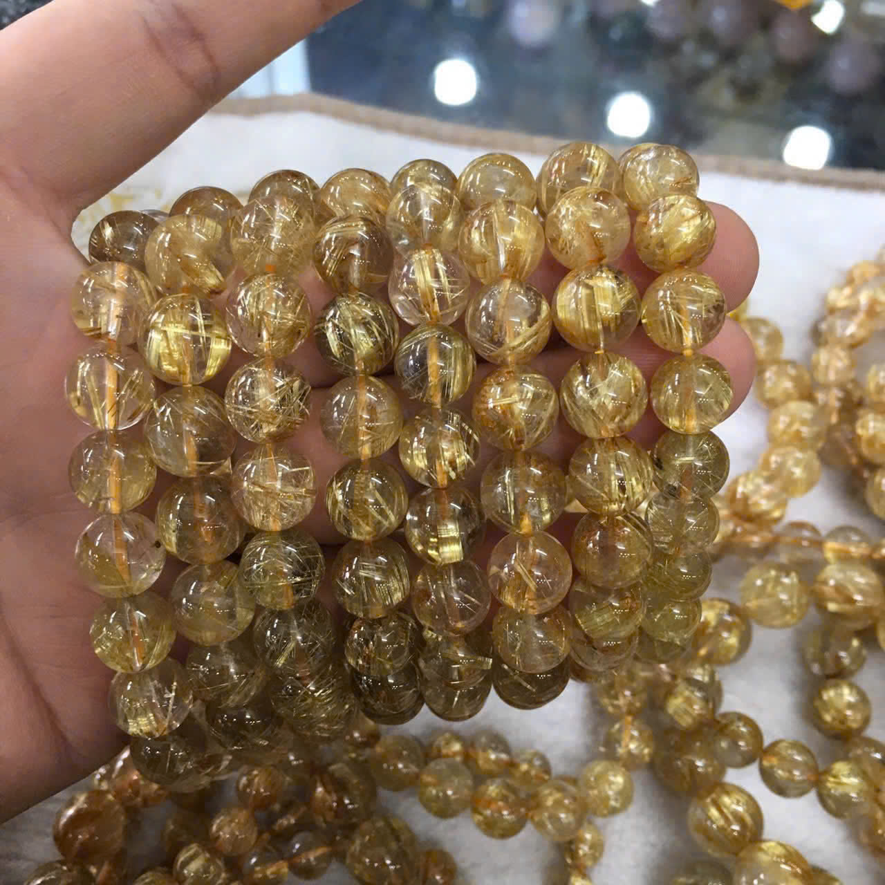 Lô vòng thạch anh tóc vàng (hàng sỉ, nhiều size)