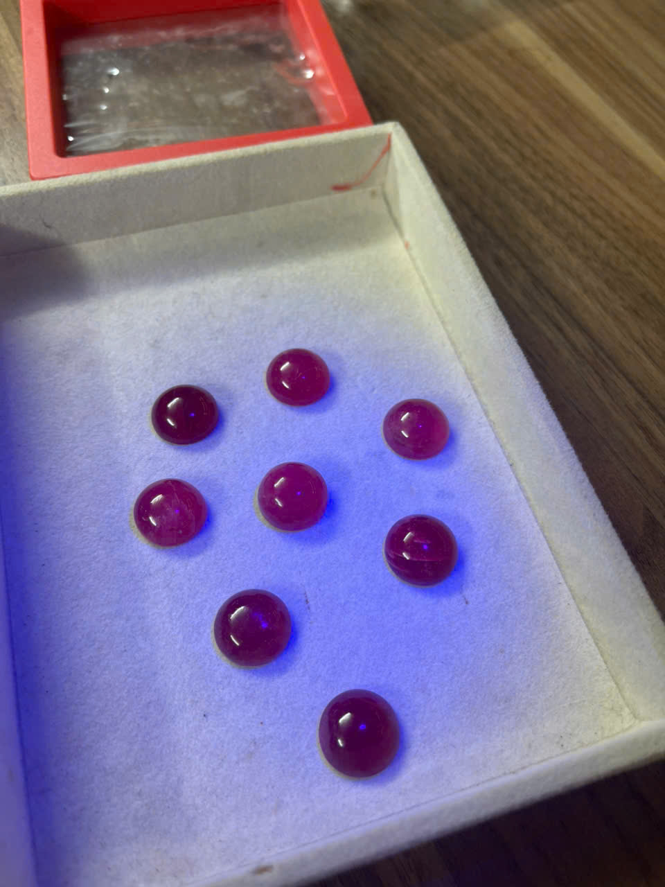 Ruby cabochon tròn (bộ ~8 viên)